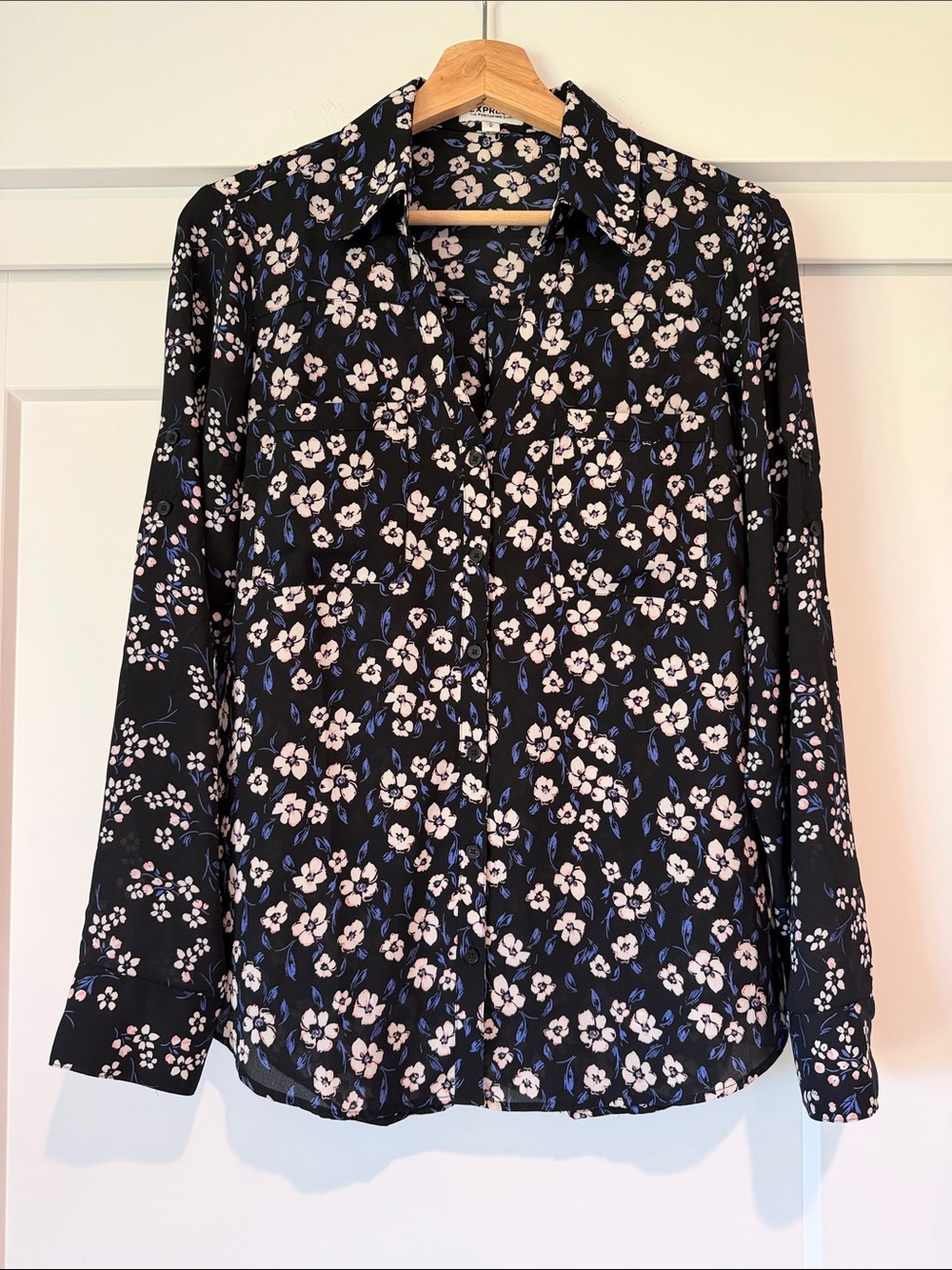 Express Black Floral Button-Front Blouse with Blue and White Blooms